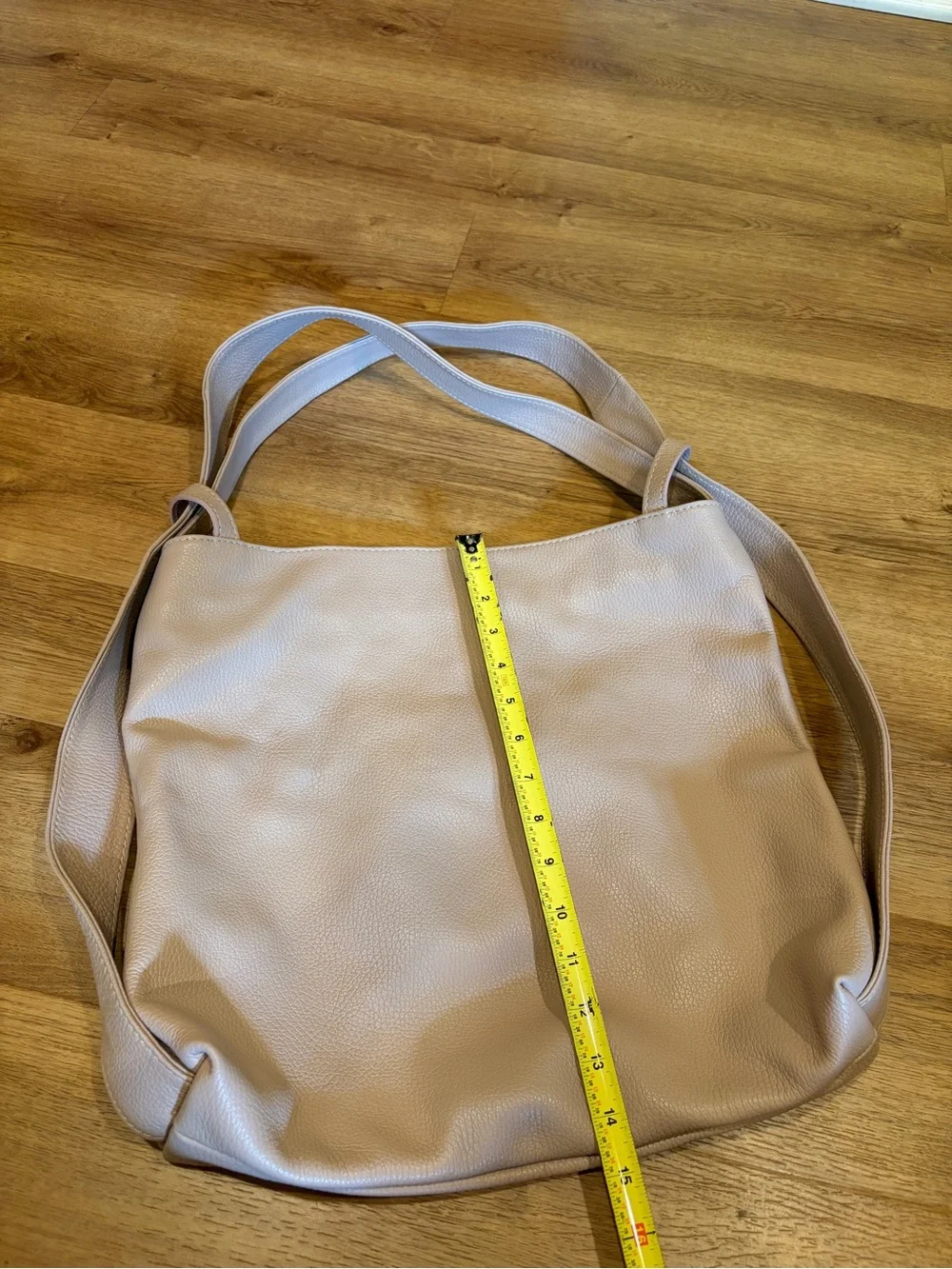 Vera Pelle Pebbled Light Taupe Shoulder Tote